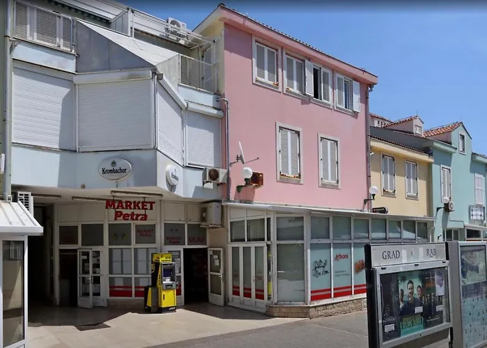 Rab Lilly Apartamento *