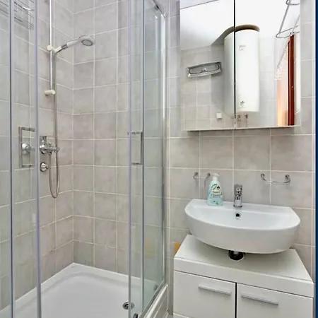 Rab Lilly Apartamento Palit