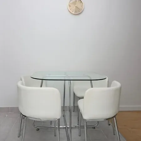 Rab Lilly Apartamento